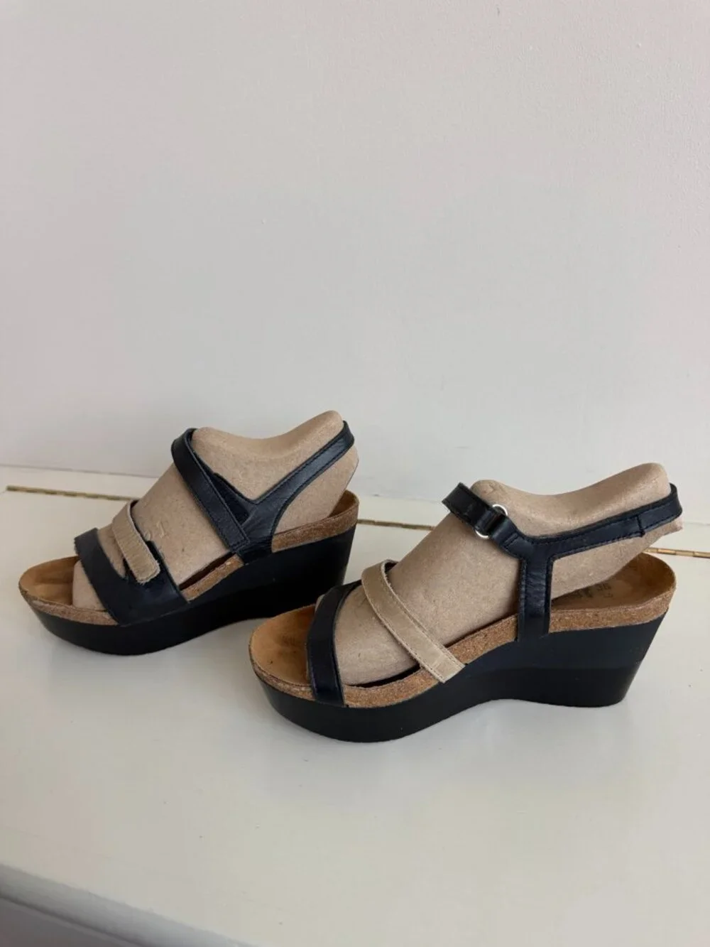 Naot Pixie Black Beige Leather Comfort Wedge Sandals EU 36